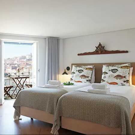 Porto View By Patio 25