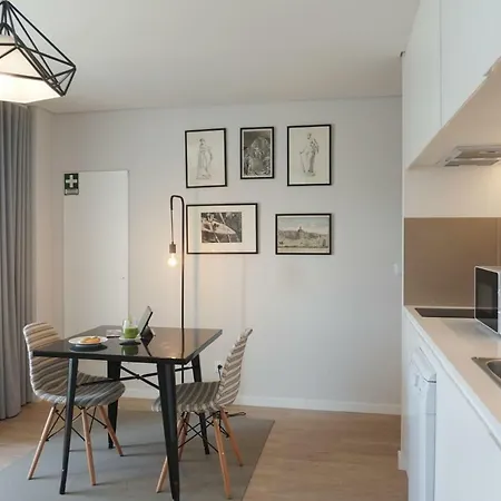 Porto View By Patio 25 公寓 *