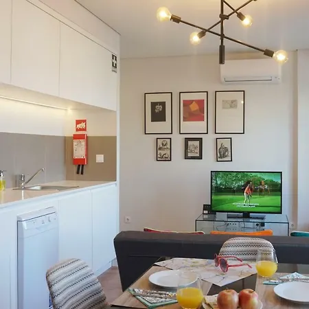 Porto View By Patio 25