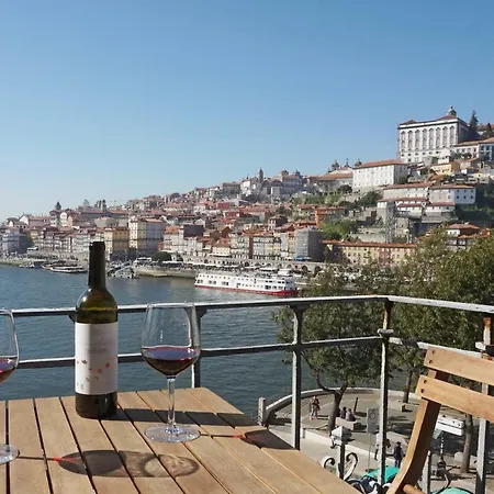 Porto View By Patio 25 *