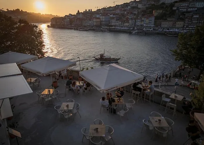 Porto View By Patio 25