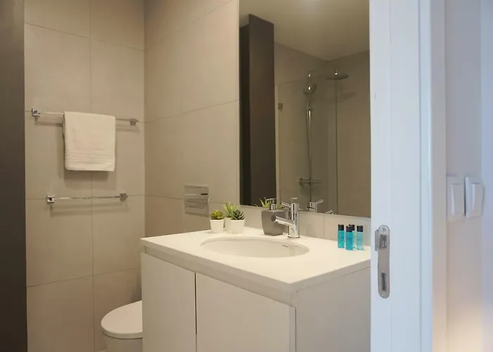 Porto View By Patio 25